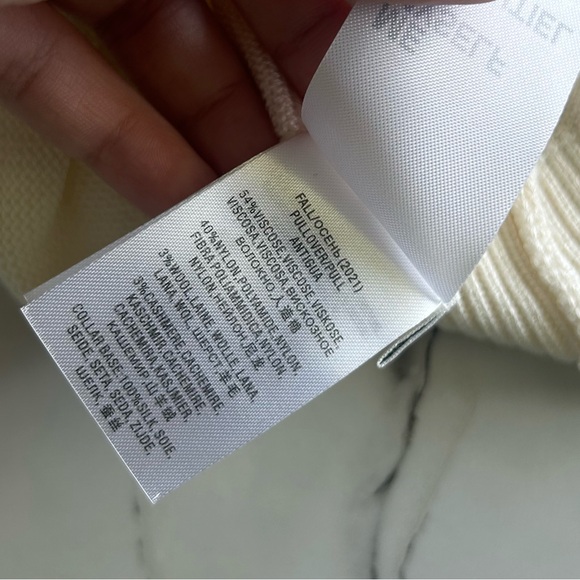 ESSENTIEL ANTWERP Antigua Sweater W/ Lace Collar - Picture 8 of 8